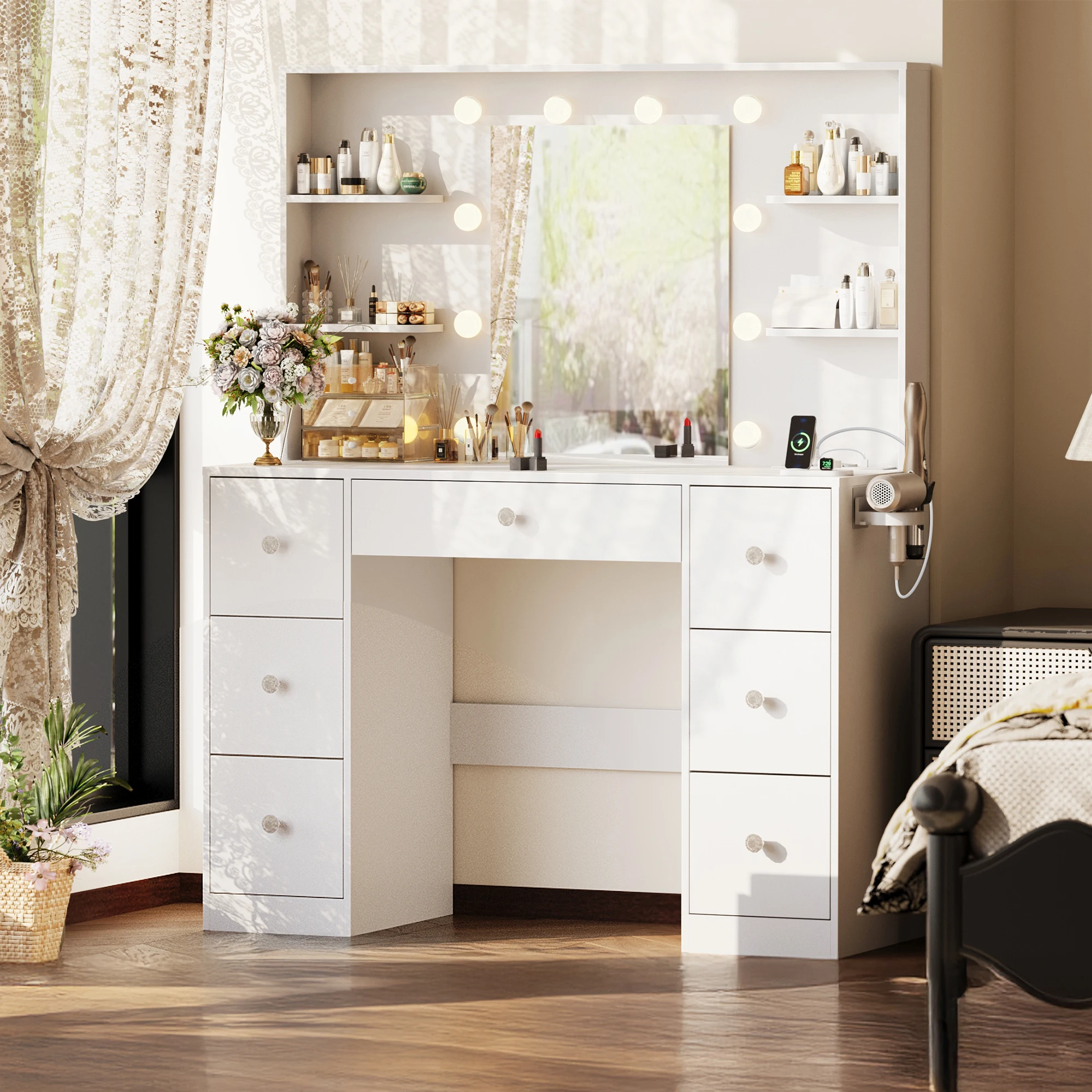 Grande coiffeuse avec éclairage LED, coiffeuse avec miroir et prises, 7 tiroirs, 4 étagères ouvertes, Blanc