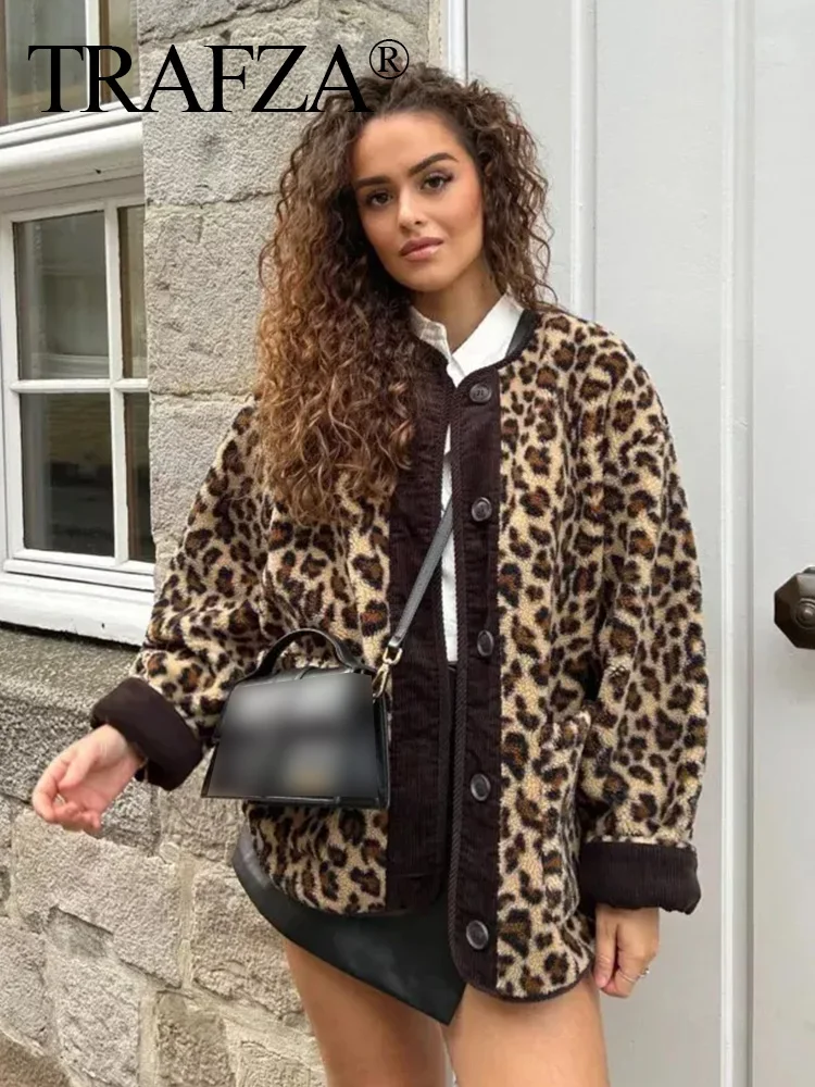 TRAFZA Women Winter Fleece Leopard Print Loose Jacket Vintage O-neck Long Sleeves Coat Y2K Female Casual Fuzzy Coat Outwears