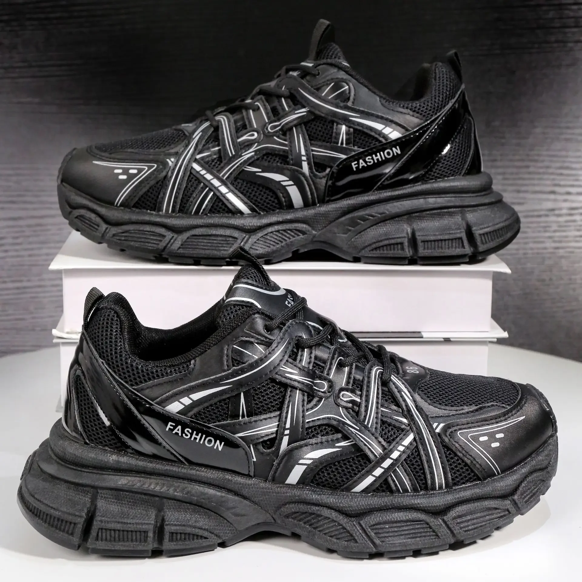 

Versatile Men's Casual Shoes with High-end Feel and Thick Sole for Height Increasing Sports