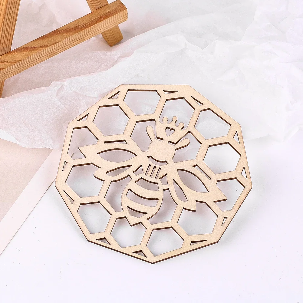 Creative Hollow Honeycomb Shaped Bee Wooden Coaster Home Restaurant Table Top Thermal Insulation Decoration Accessories Mats