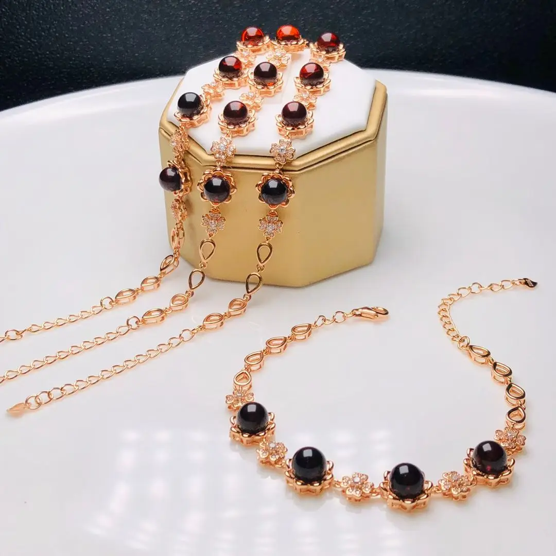 

Certificated 18K Rose Gold Natural Baltic Red Amber Chain Bracelets Genuine Garnet Bead Daisy Clover Cuff Bangle Silve Jewelry