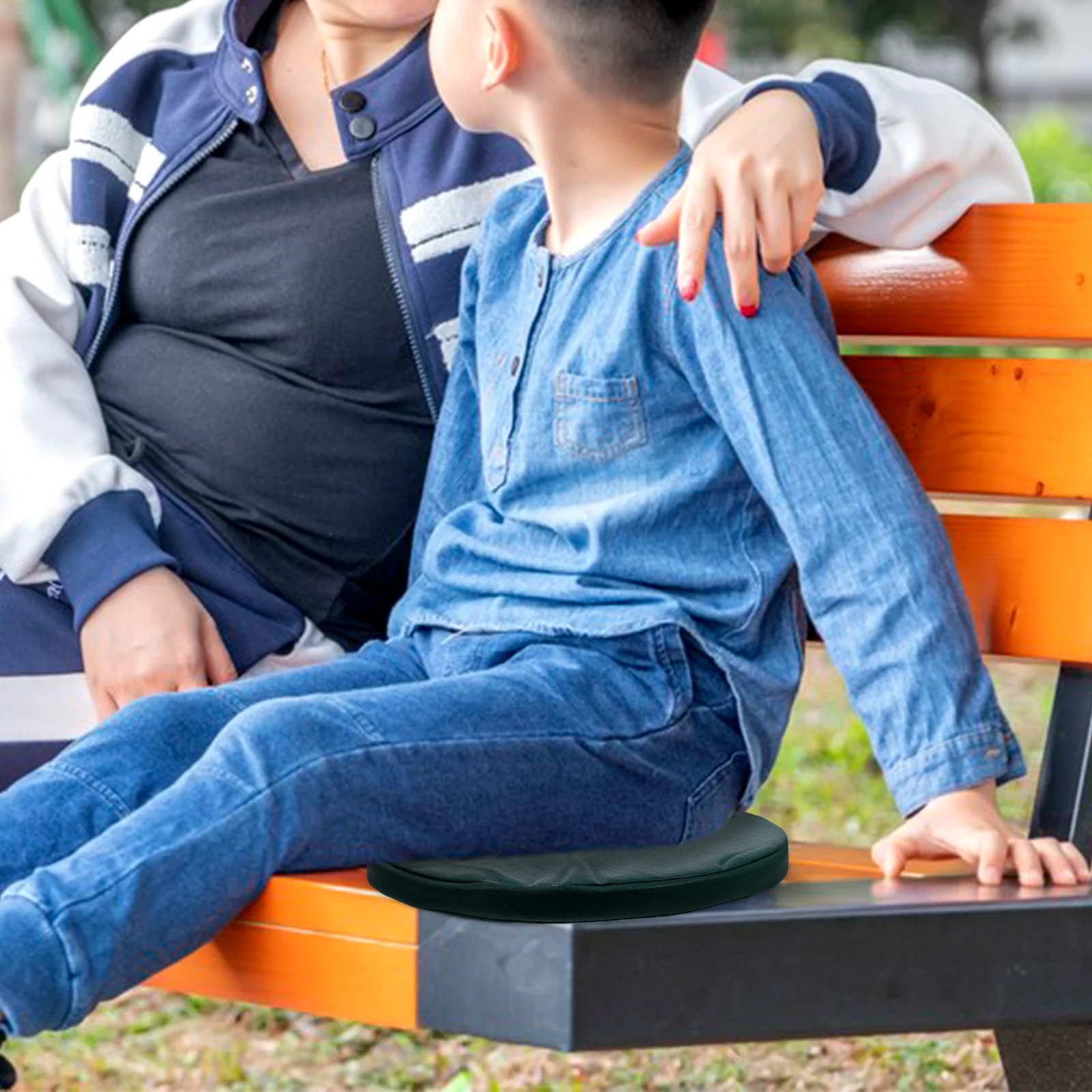 

Portable Round Cushion Chair High-Density Memory Foam Outdoor Picnic Camping Seat Pad Removable Cover Hidden Zipper Breathable