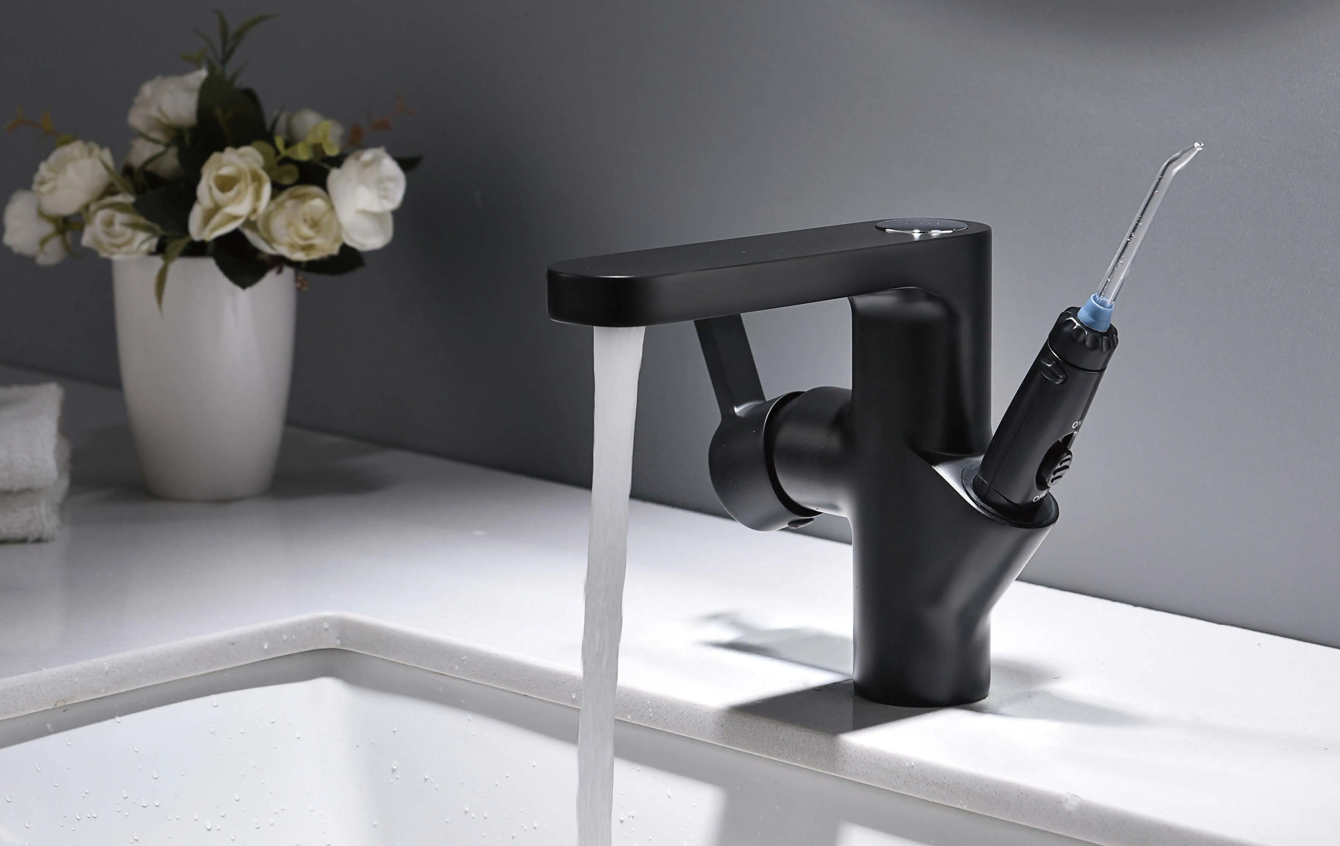 

Especial Bathroom Brass Basin Faucet Put Out Black Tap With Bidet Sprayer