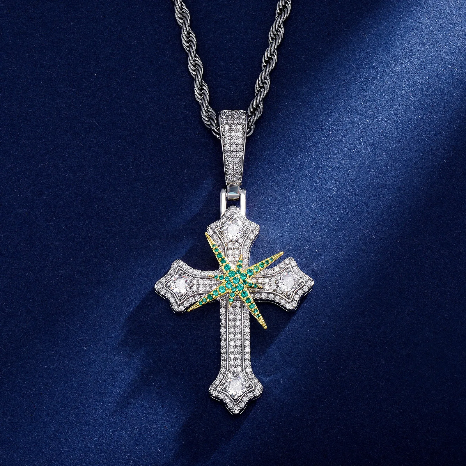 

Hip Hop 5A+ CZ Stone Paved Bling Iced Out Six-pointed Star Rotate Cross Pendants Necklace for Men Rapper Jewelry