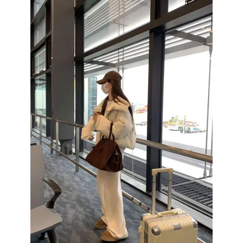 Chaqueta de pan de estilo corto Beige para mujer, chaqueta acolchada de algodón, abrigo de invierno corto para mantener el calor, solapa gruesa, Tops dulces de moda