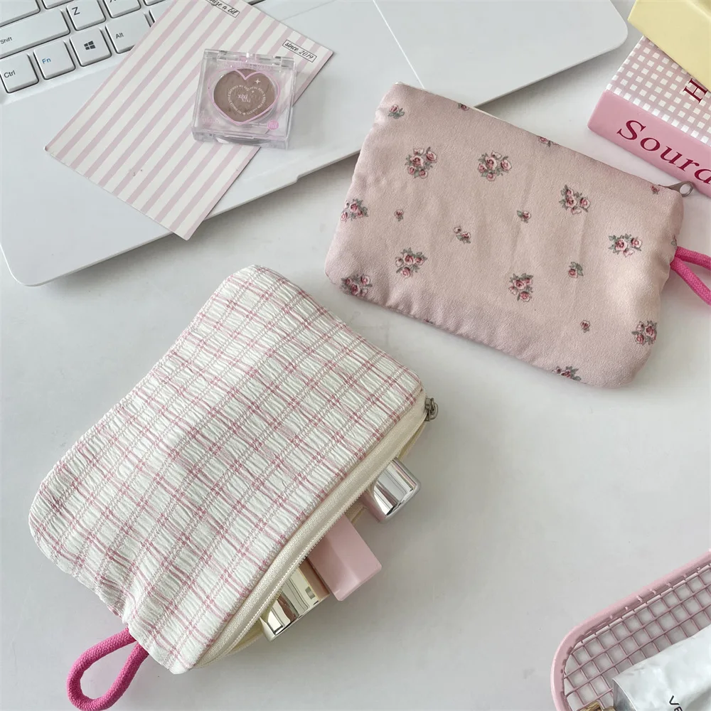 Lipstick Storage Bag Checkered Coin Pouch Travel Document Bag Fresh Coin Purse For Bag Travel