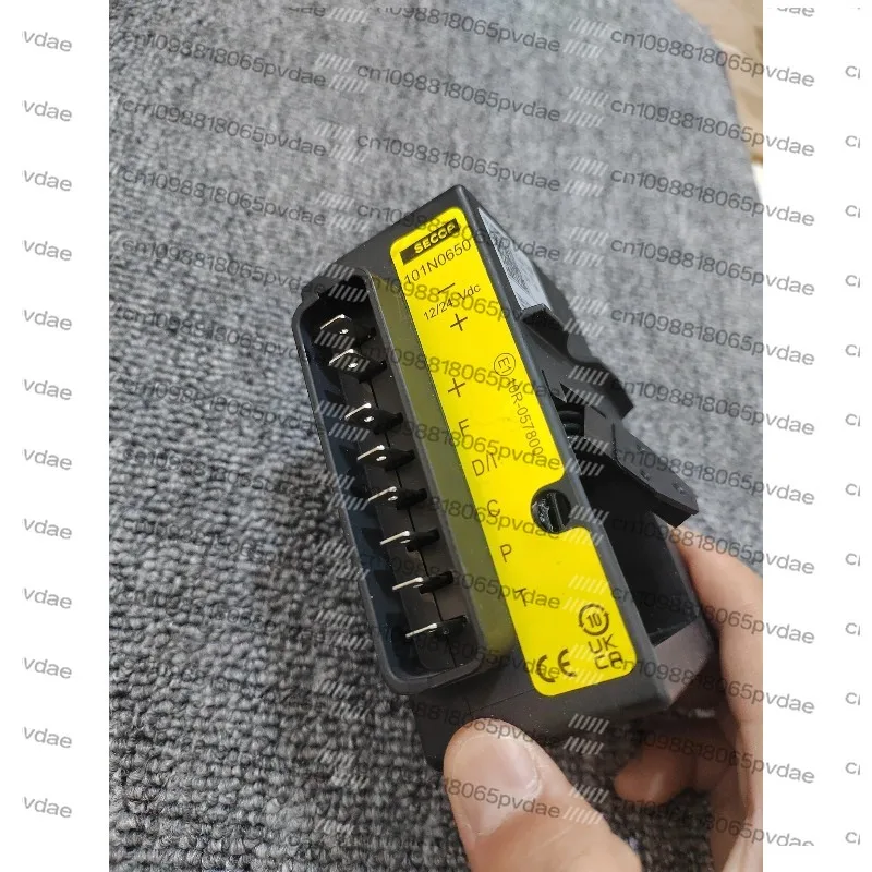 101N0650 DC 12/24V Danfoss DC Variable Frequency Compressor Driver SECOP Driver Board/Module 92