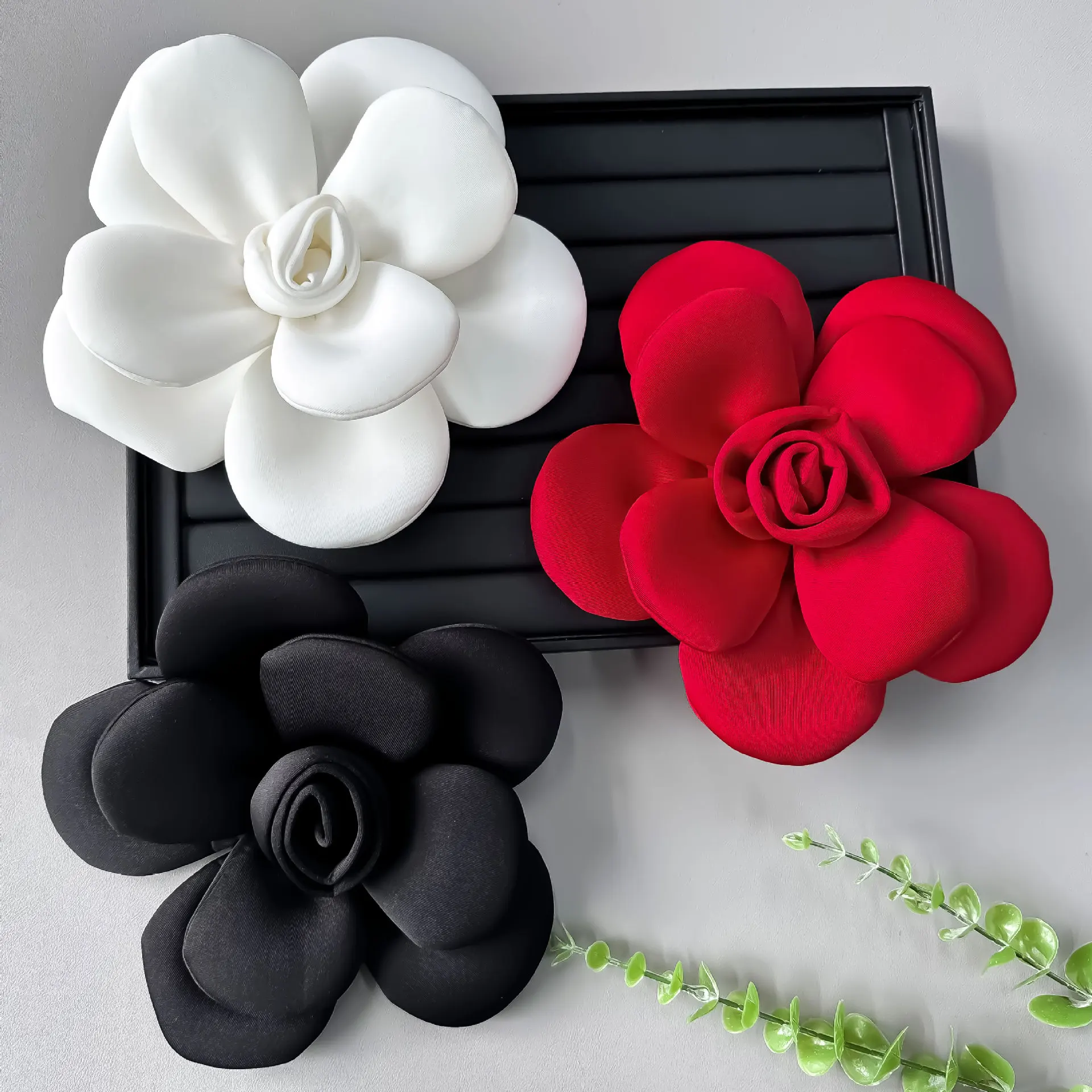 Handmade Flower Brooches Elegant Fashion Corsage Bag Dress Badge Wedding Party Lapel Pins for Women Accessories