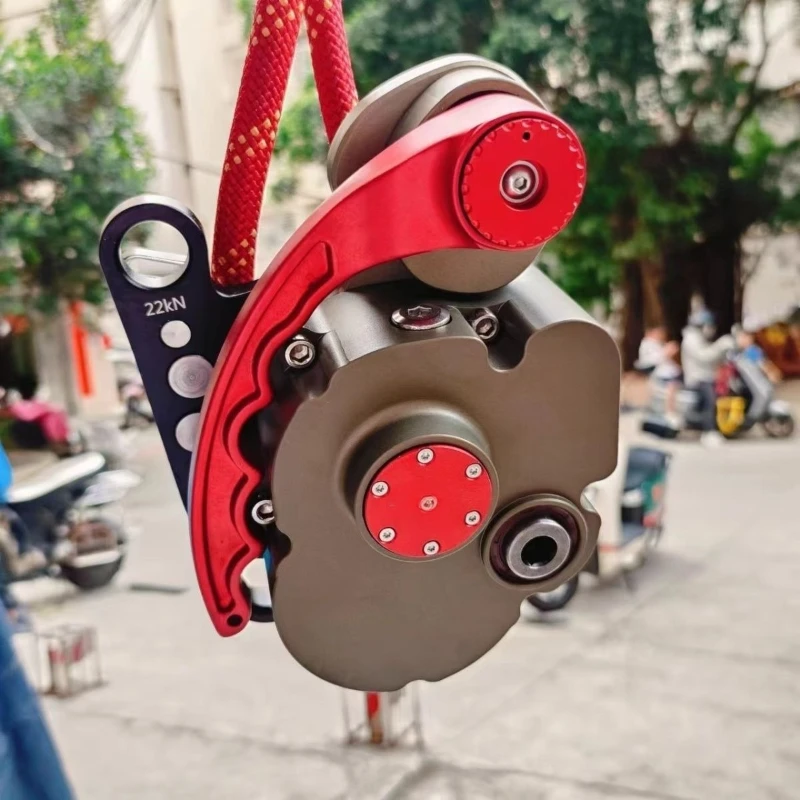 

Rock climbing electric ascending and descending device falling device aerial work air conditioner outdoor