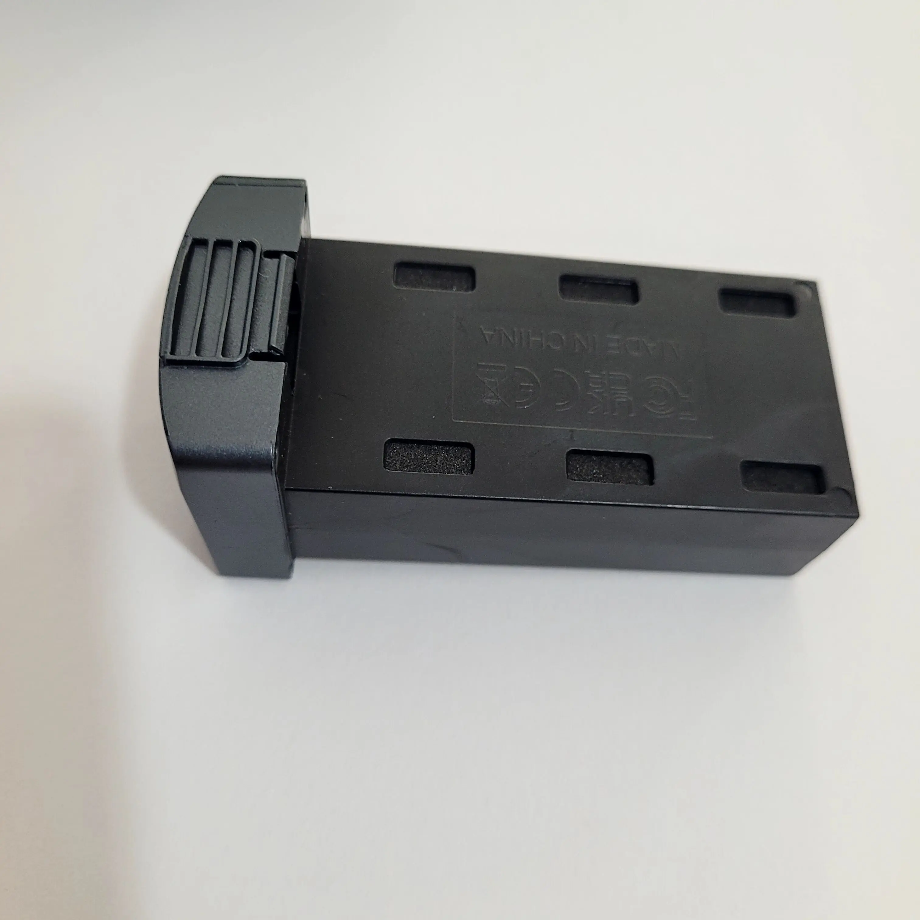 7.4V 3800mAh L200 Plug MAX Battery Spare Part Original for LYZRC L200 Plug MAX Laser Obstacle Avoidance Drone Battery Accessory