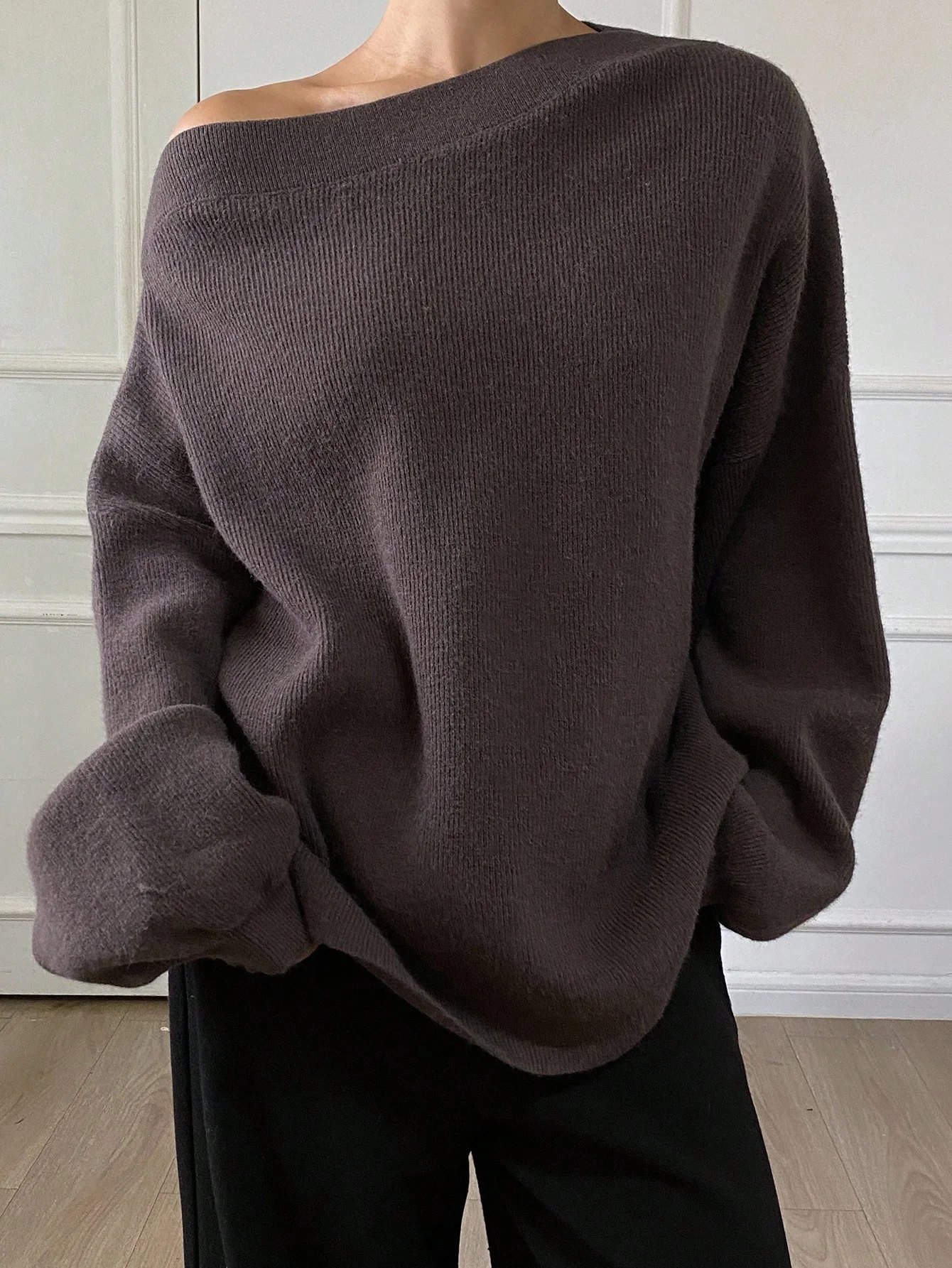 

Women's Loose Fit Off Shoulder Brown Knit Pullover Sweater for Autumn Winter Casual Wear