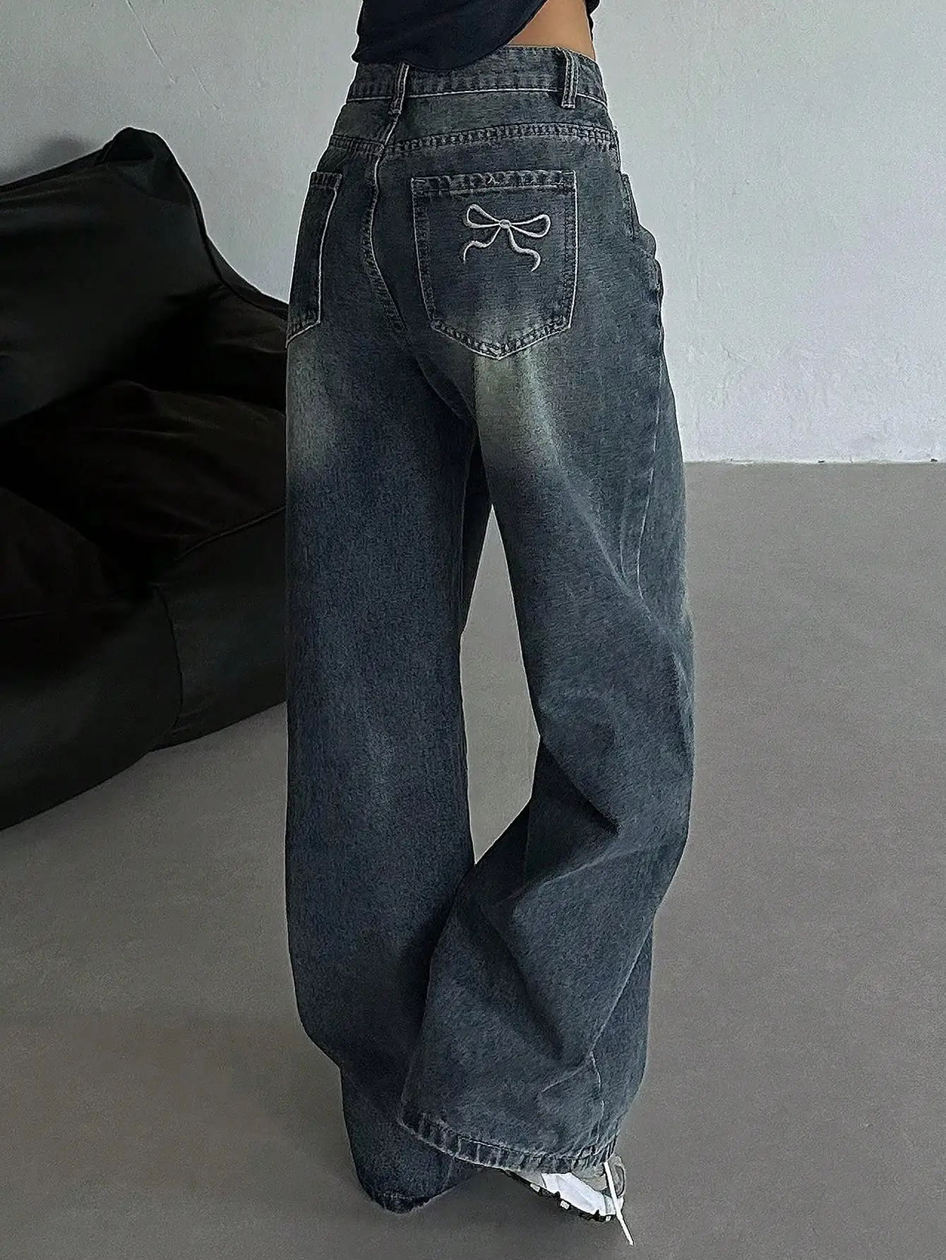 

Женские широкие джинсы с вышивкой в виде банта, джинсовые брюки с широкими штанинами для повседневного уличного стиля