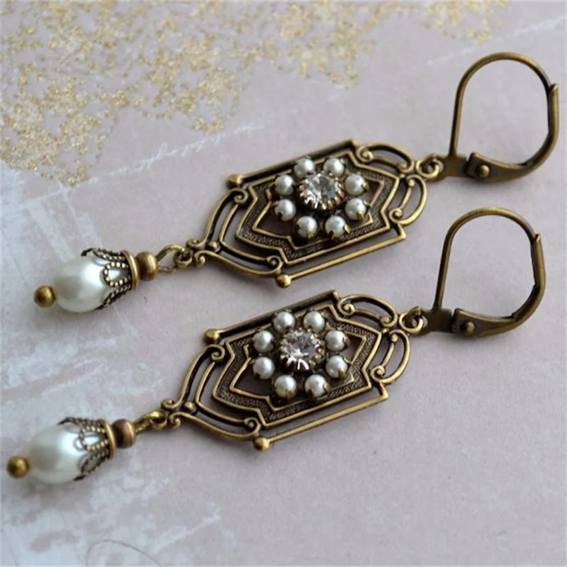 Vintage Waterdrop Round Geometry Earrings White Stone Imitation Pearl Gold Color Earrings for Women Wedding Engagement Jewelry