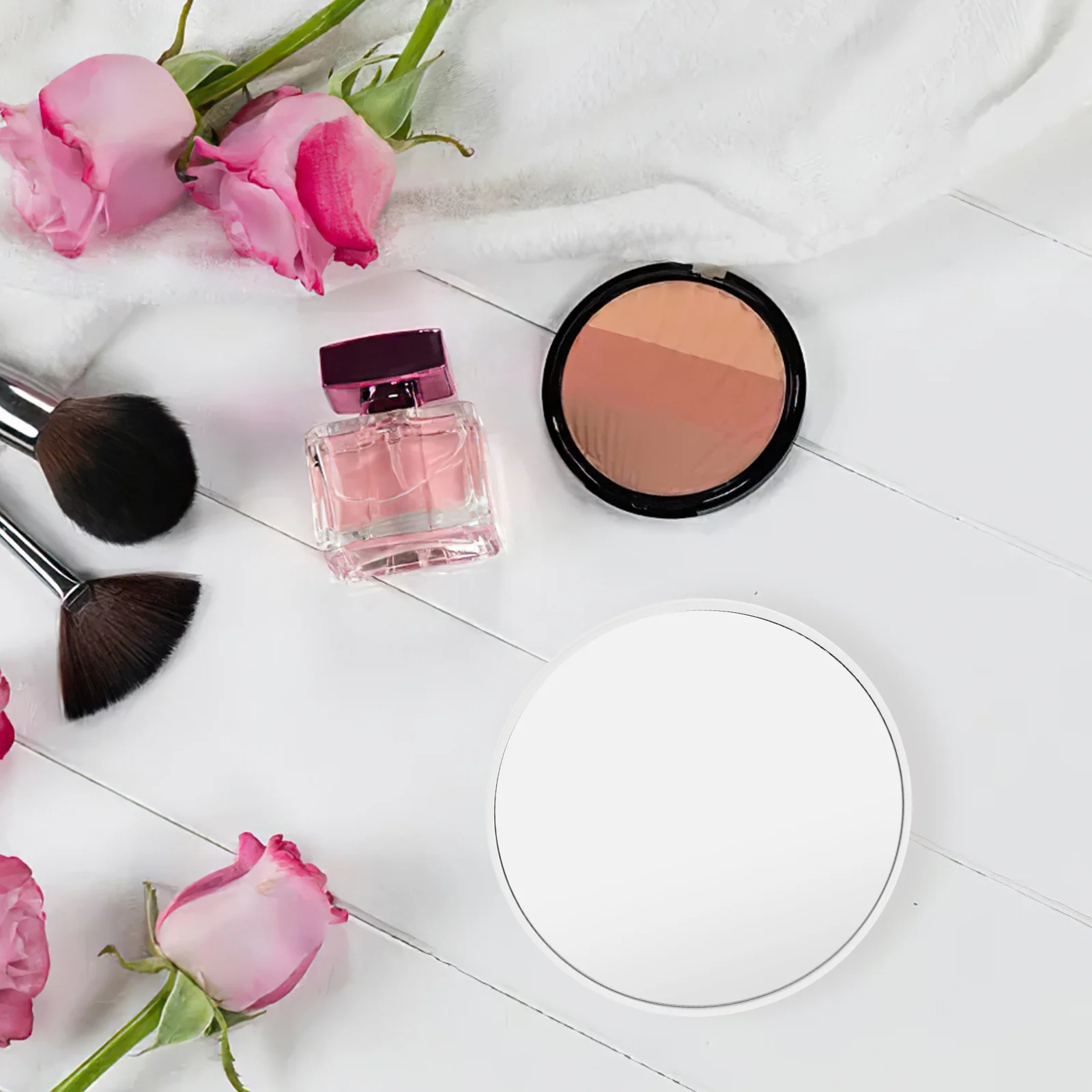 Make-upspiegel met zuignap Compact rond Geen boorinstallatie Badkamer make-upspiegel Sterke zuigkracht High Definition