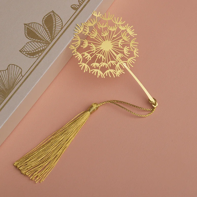

Beautiful Gold Color Flower Bookmarks Dainty Brass Floral Bookmark with Tassel Student Teacher Bookmarks