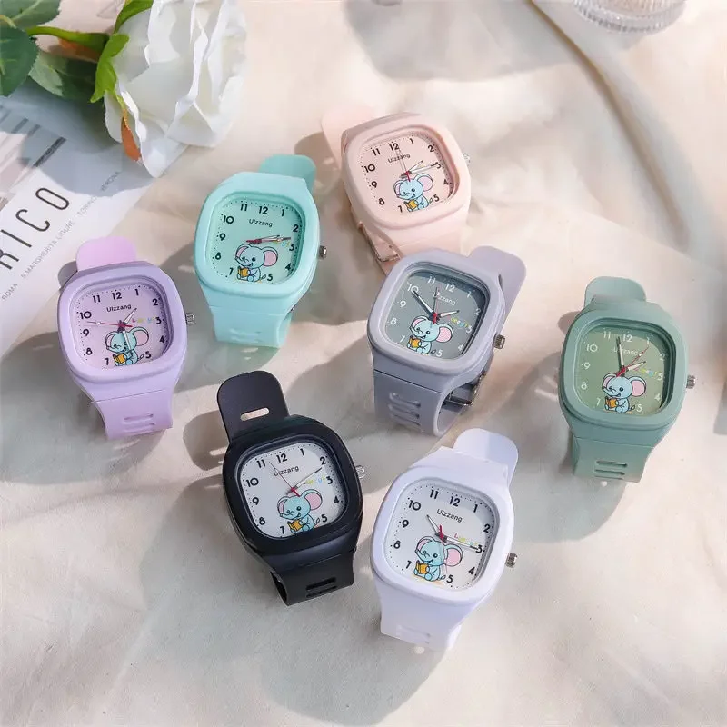 New Lovely Cartoon Kids Watch Square Luminous Watch Fashion Silicone Sports Watch for Students Luminous Watch