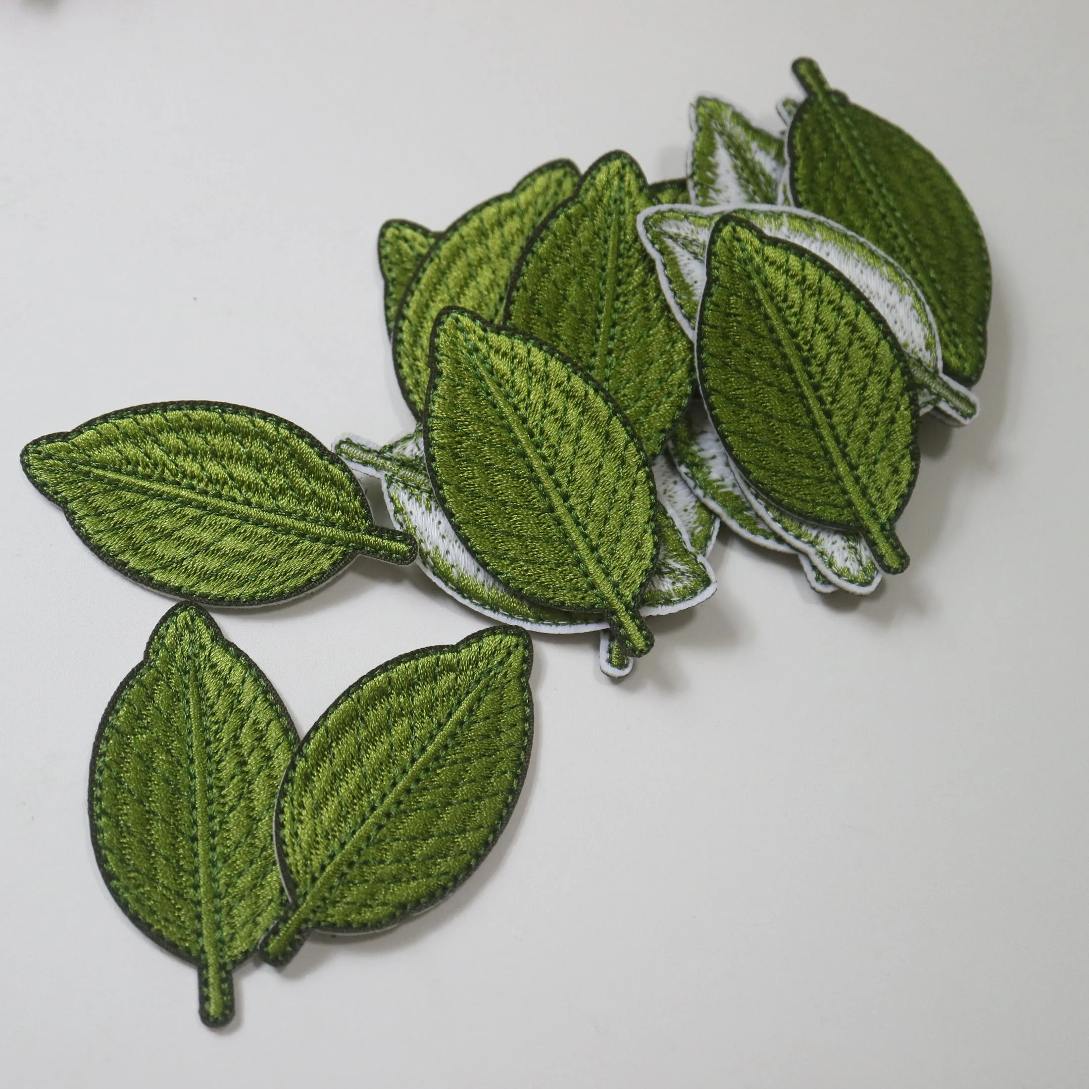 20 Stück/Set DIY Bastelzubehör Stickerei Blumen- und Blattpatches für Kleidung, Blumenpatches, Taschen, Dekorative Patches, Applikationen