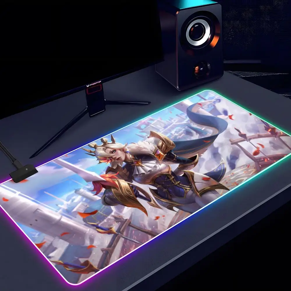 Game League of Legends Fiora Mouse Pad RGB luminous 900X400mm large table mat non-slip extra large game office mouse pad