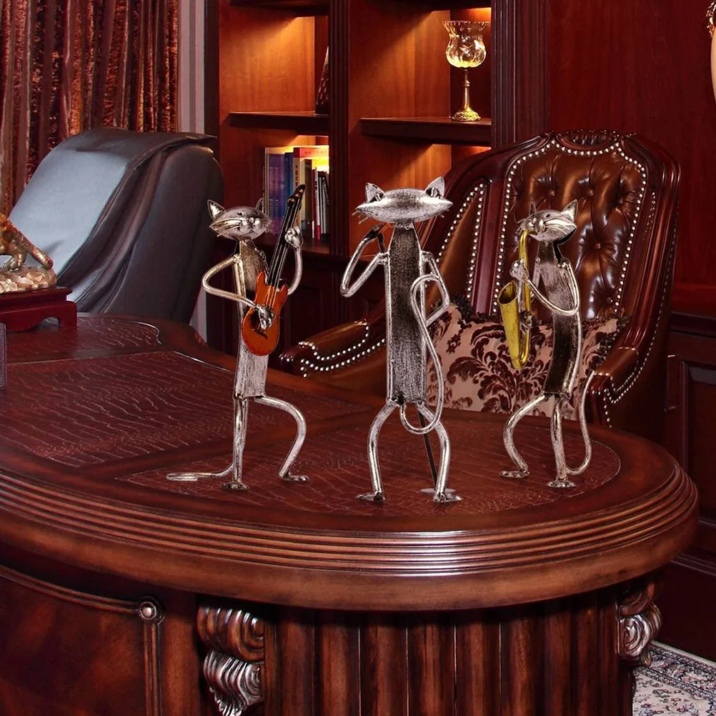 

Wrought Iron Ornaments Vintage Decor and Guitar Statue Cats Decoration Figurine Sculpture Figure Desktop Metal