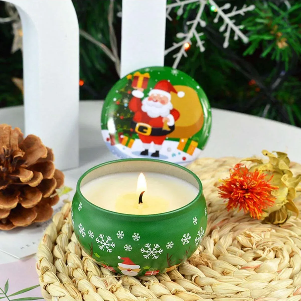 

1/2PCS Christmas Atmosphere Aroma Candles Santa Claus Tin Box Plant Formula Aroma Candles Suitable For Bedroom And Living Room