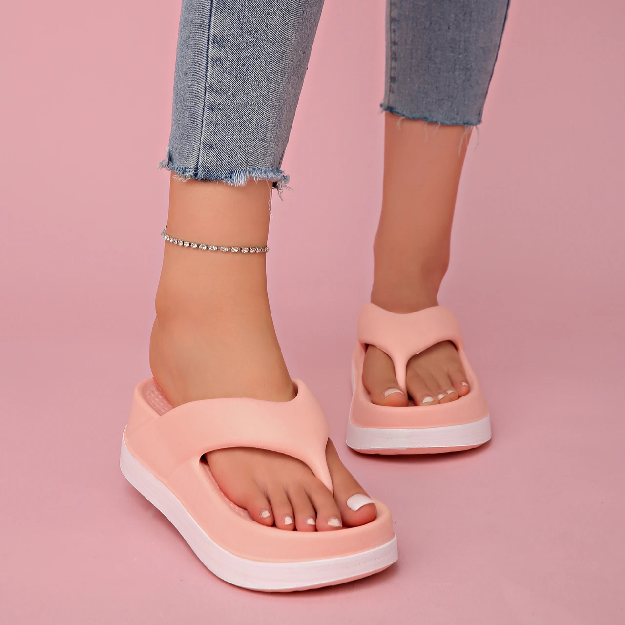 Fashion EVA Soft Sole Slippers for Women Casual Comfort Slides Woman Platform Sandals Summer Woman Non-Slip Beach Flip Flops