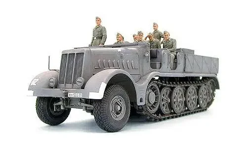 Tamiya 35239 1/35 Model Kit WWII German 18Ton Heavy Half-Track Sd.Kfz.9 Femo Model Building