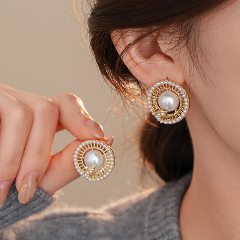 New South Korea Round Geometric Pearl Earrings Exquisite Temperament Fashion Simple Earrings Women's Jewelry