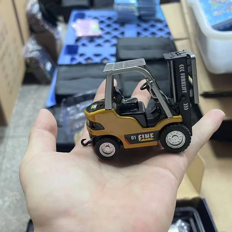 

Новый вилочный погрузчик 1:64, настольный мини-сплав, Bluetooth, пульт дистанционного управления, инженерный автомобиль, дистанционное управление, модель автомобиля из сплава, радиоуправляемая игрушка в подарок