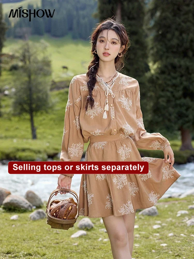 

MISHOW French Jacquard Shirt Rear Elastic Waist Flower Bud Skirt Separately 2024 Tassel Lace Up Top Sweet Short Skirt MXD41X1636