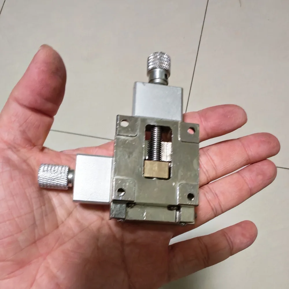 40mm Screw Rotation Manual Adjustment Platform XY Axis
