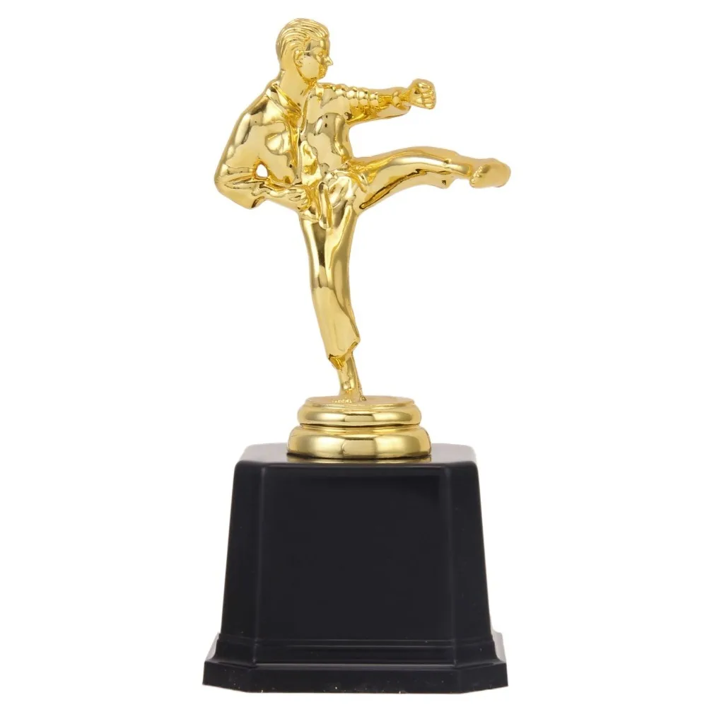 

Боевые искусства Золотой трофей Награды Тхэквондо Соревнования Золотой человек Маленький приз Кубок Пластиковая модель Ремесленные сувениры