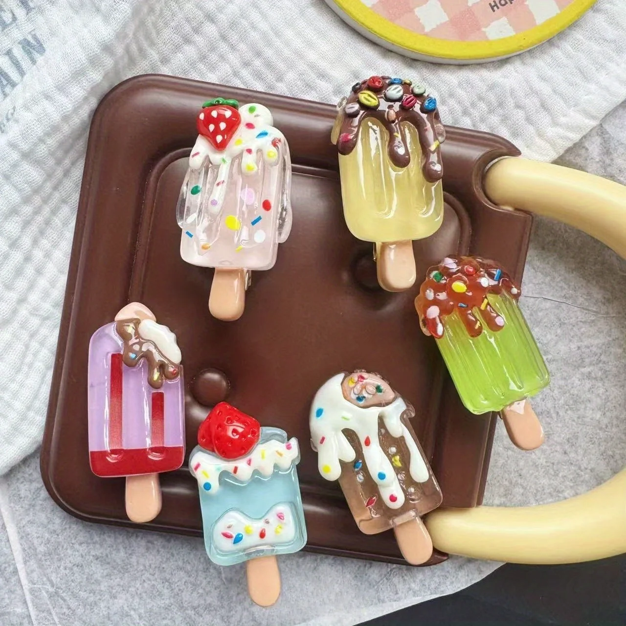 

6Pcs Glow-in-the-Dark Jumbo Cartoon Hair Clips – Ice Cream & Duckbill Food-Themed Hair Accessories, Quirky Photo Prop Clips