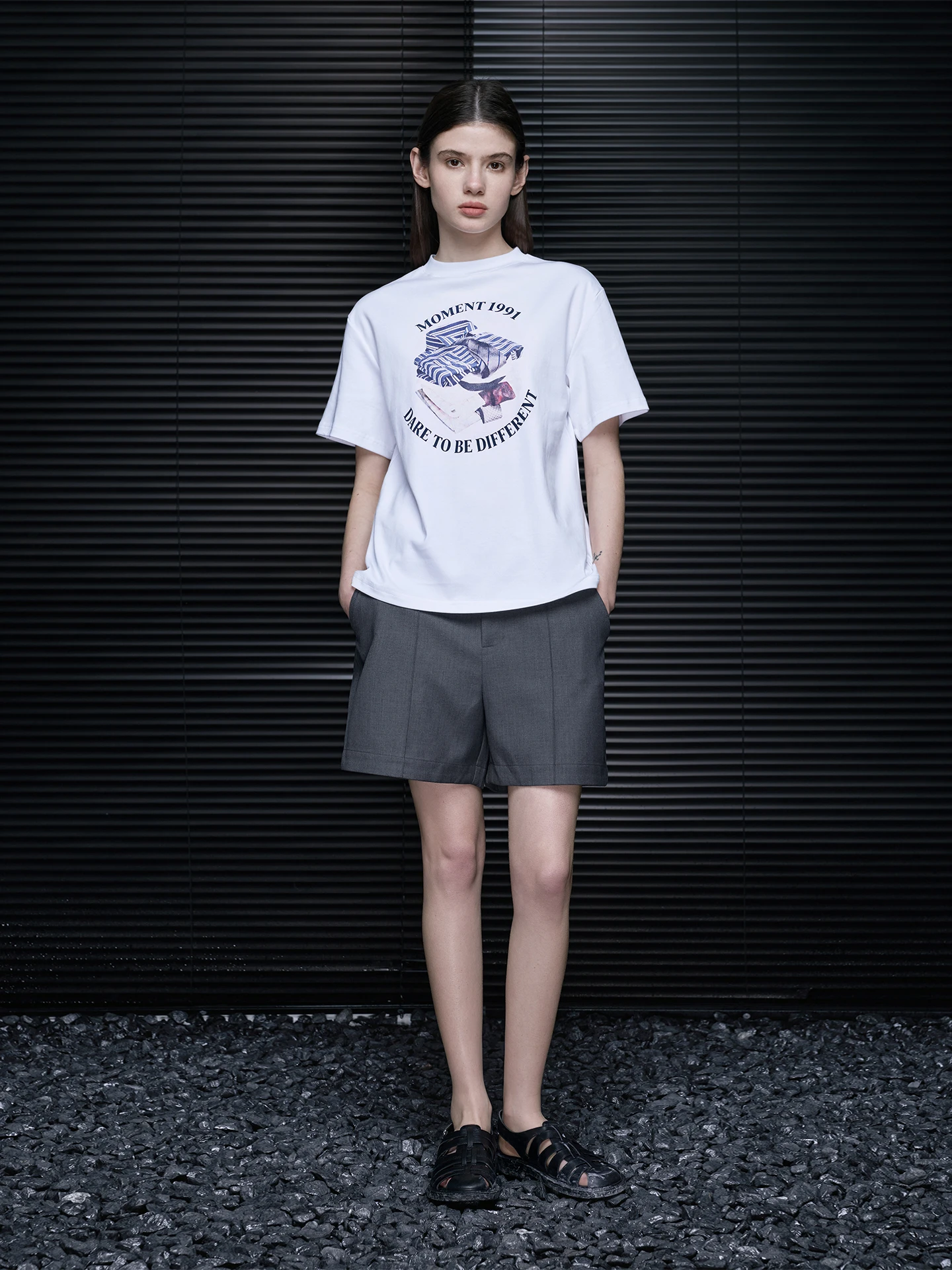 

Футболка женская из чистого хлопка, белая, с круглым вырезом, с принтом, с коротким рукавом, свободного кроя, повседневная, простая, универсальная, весна-лето, новинка