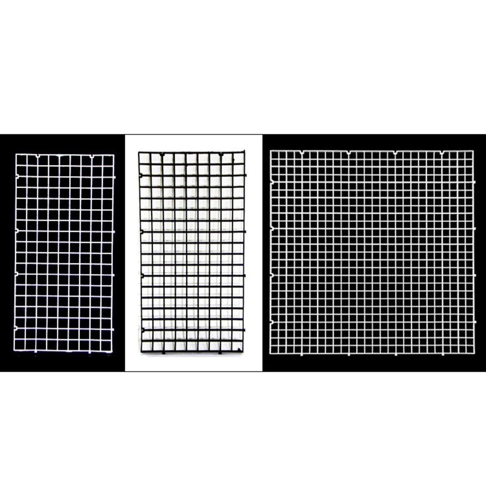 1 Set Aquarium Isolation Panel Lattice Plate Can Be Spliced Aquarium Supplies (Black 30x15cm 4pcs + Black Suction Cup 4pcs)