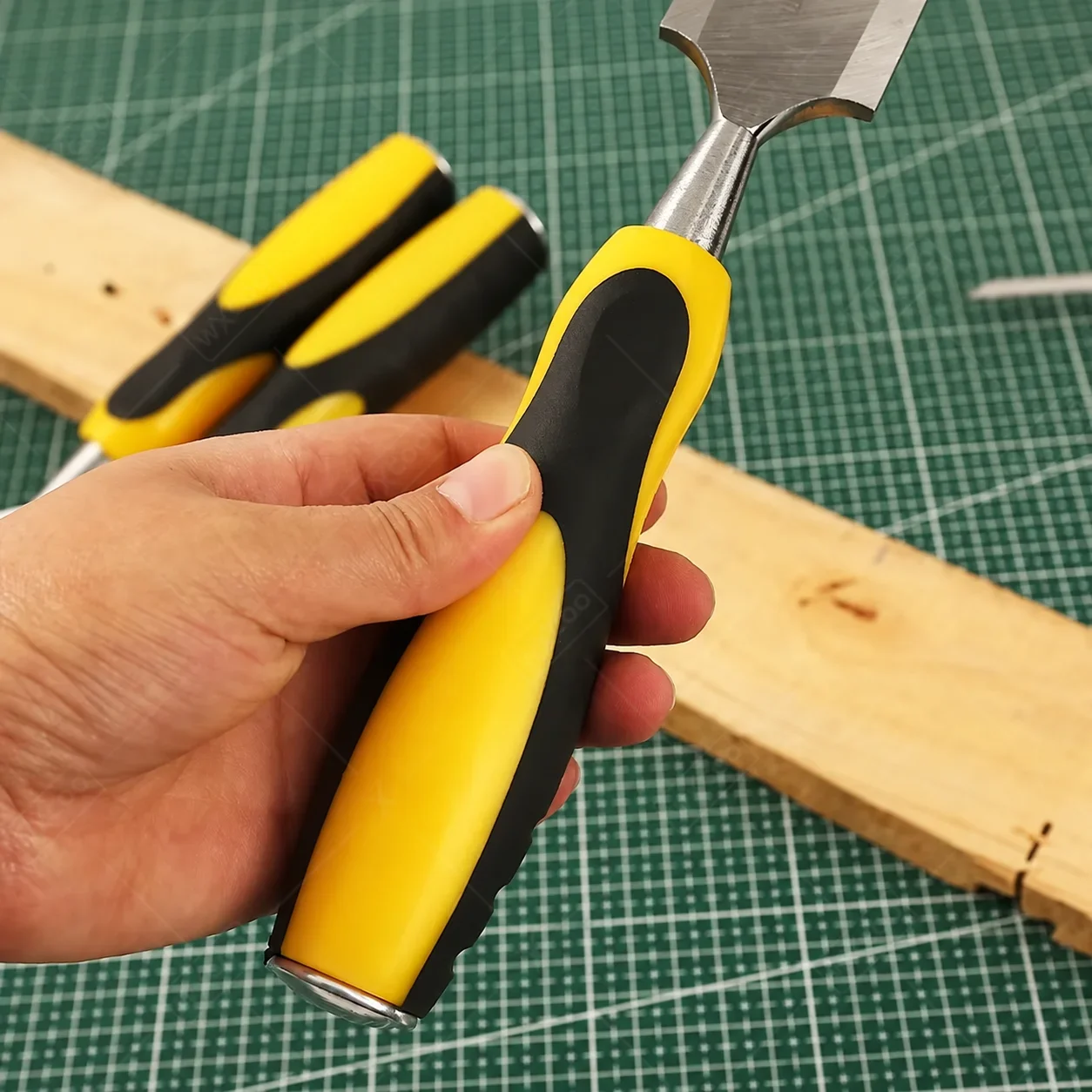 WXCOO Sharp Beveled Steel Flat Wood Chisel Set 6mm To 24mm Ergonomic Handle Professional Woodworking DIY Woodcut Carving Tools