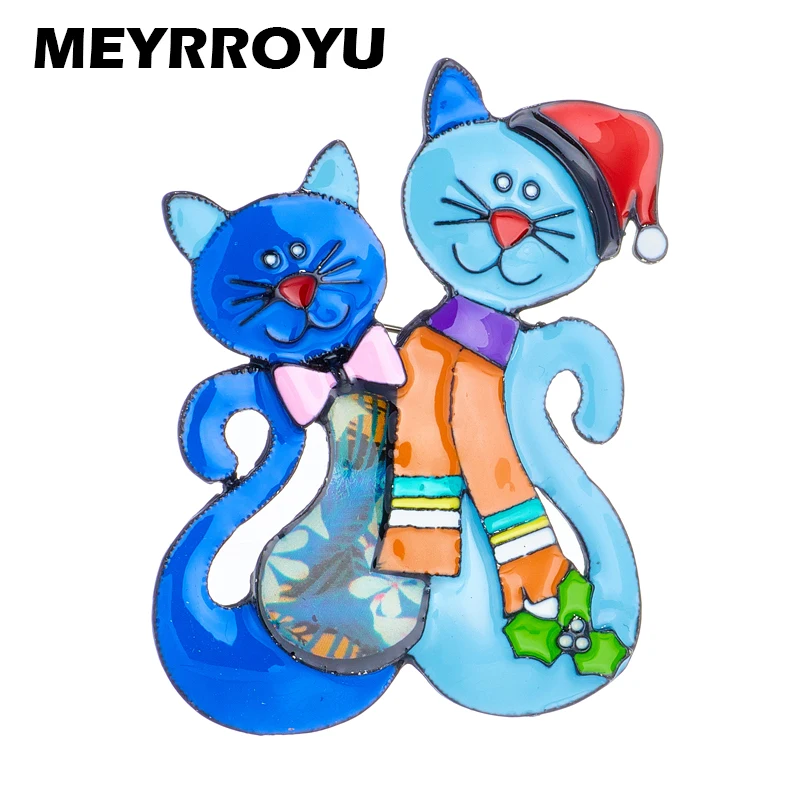 MEYRROYU Wear Christmas Hat Scarf Two Cats Female Pins Brooch Zinc Alloy Cute Kitty Women Brooches Casual Jewelry for Gifts