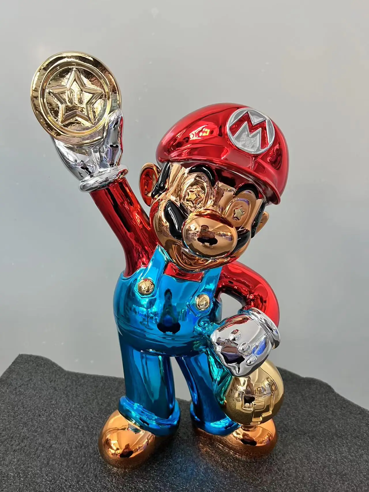 Customized Famous  Wholesale Electroplating Colorful Fiberglass Duck Statue Cartoon Game Figure Art Fiberglass Popeye Monopoly - view 6