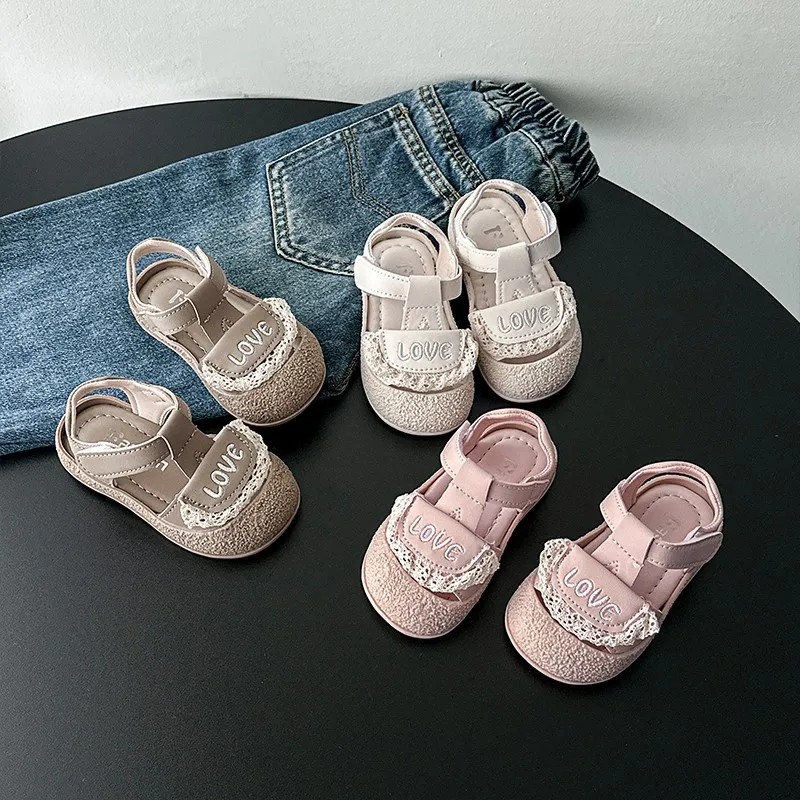 

2025 Summer New Children Casual Sandals for Girls Fashion Korean Style Soft Bottom Anti-slippery Versatile Cut-outs Baby Shoes
