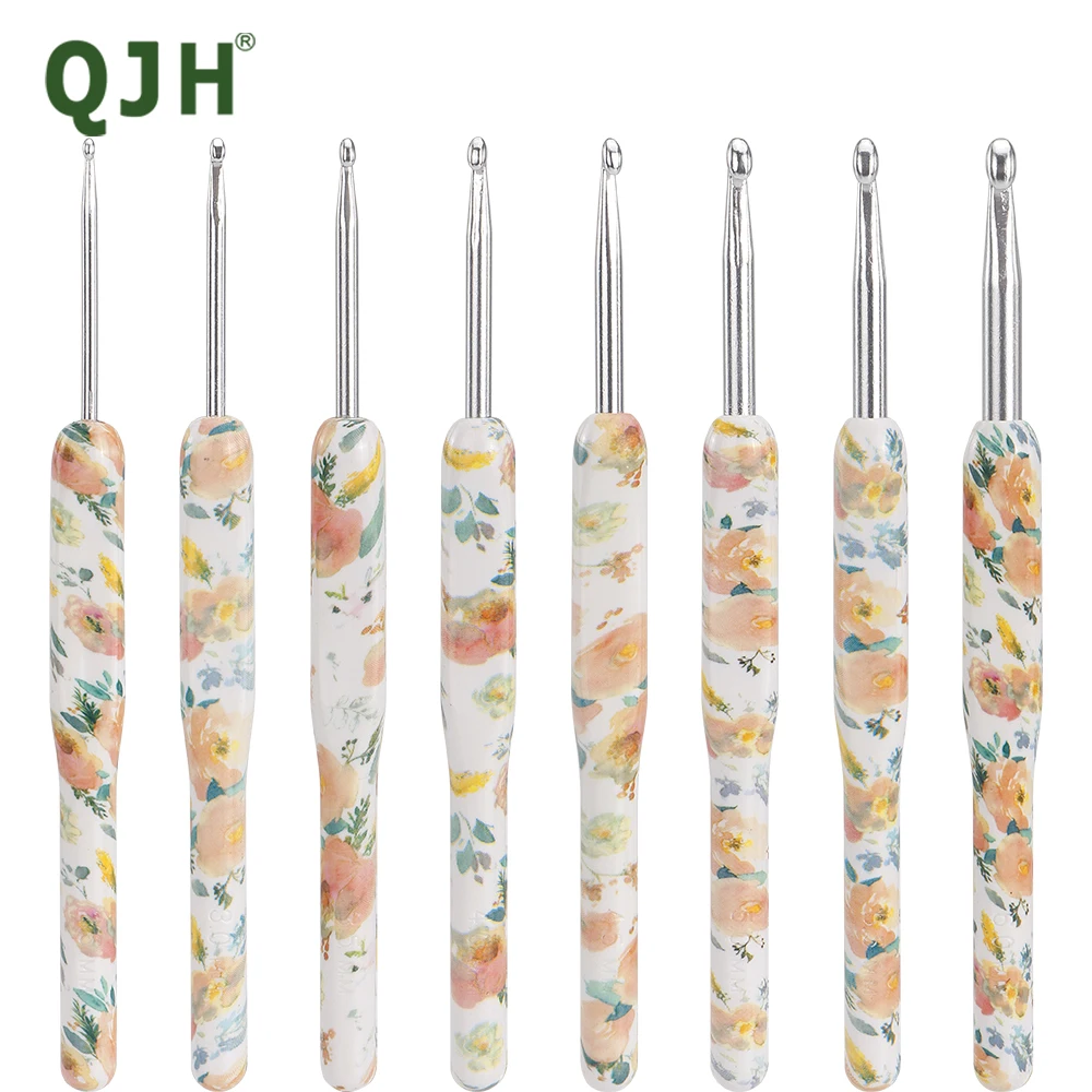 

QJH 8 Pcs Multicolor Printing Aluminum Crochet Hooks - Arthritis Hands (2.5-6mm) Mothers Day Gift, Crochet Lovers / Beginners