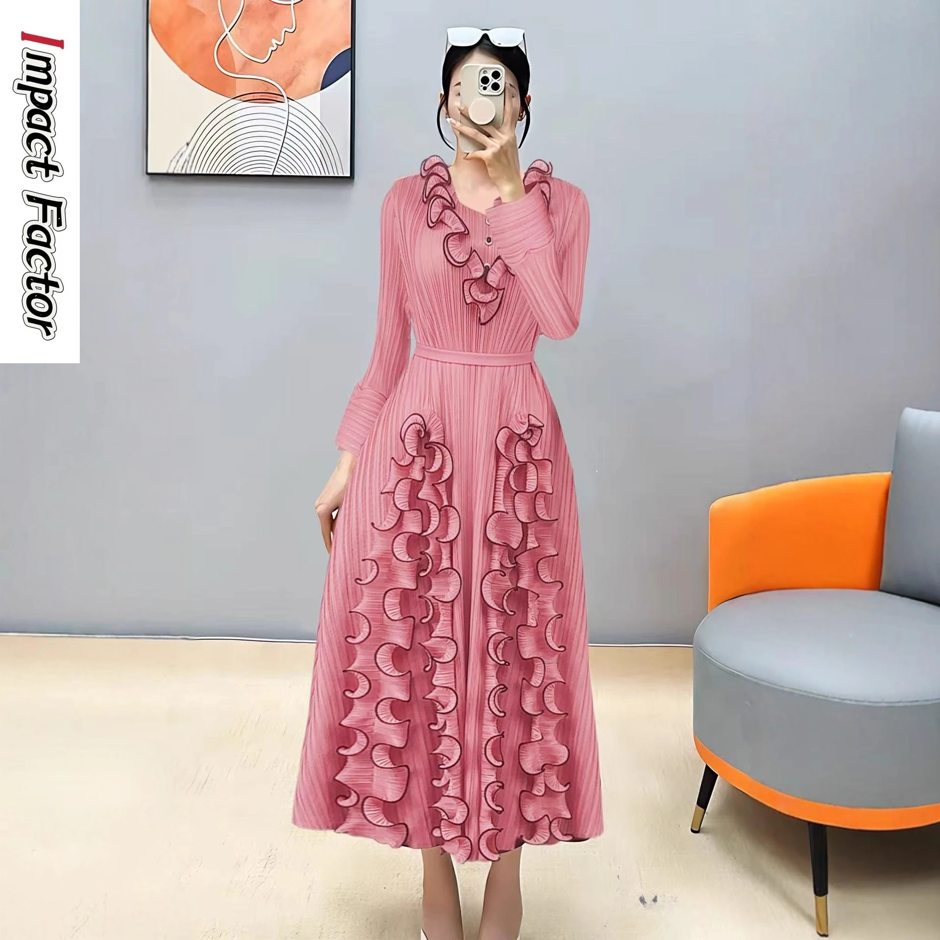 Miyake Dress 2025 New Solid Color Small Lotus Leaf Dense Edge Belt Round Neck Long Sleeve Elegant Pleated Dress