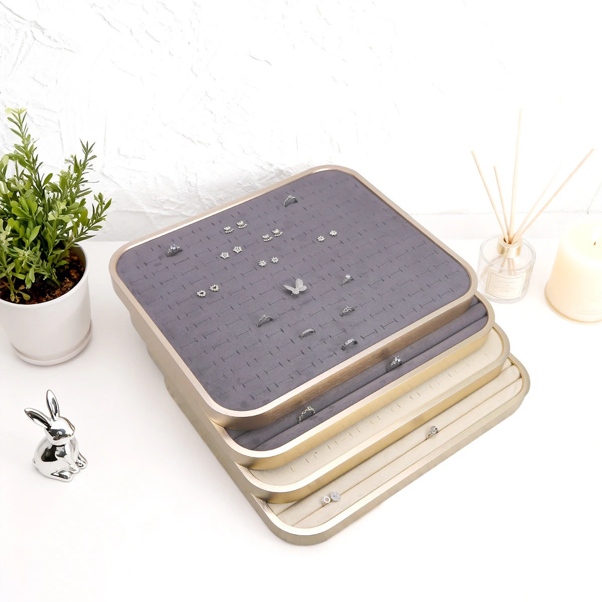 

Aluminum Alloy Gold-Plated Velvet Jewelry Trays – Multi-Compartment (Slots/Grid) , Stackable Space-Saving, Anti-Scratch