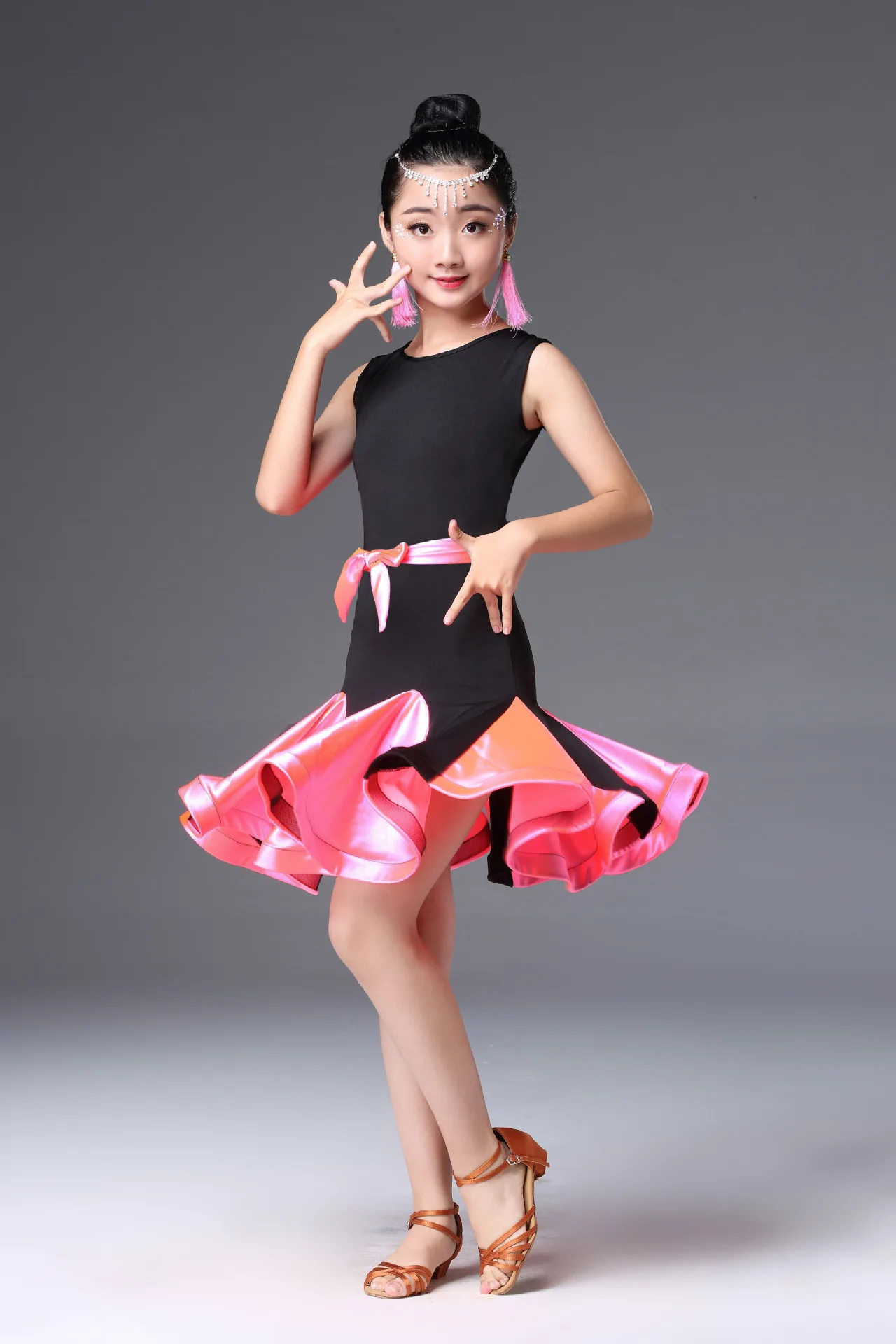 New Girl short Sleeves Standard Latin Dance Dress Children Ballroom Dance Dresses Kids Salsa Rumba Cha Cha Samba Tango Dress