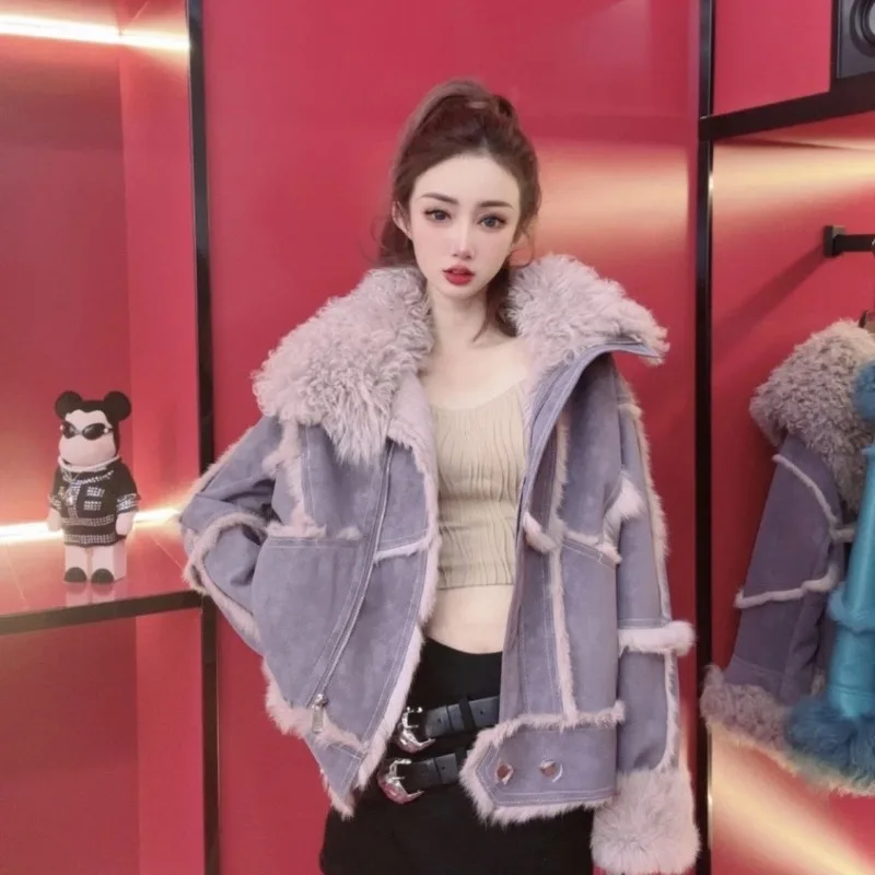 

New Rabbit Fur and Fur Integrated Women's Autumn and Winter Fashion Warm Korean Version Jacket, Short Locomotive Leather Jacket