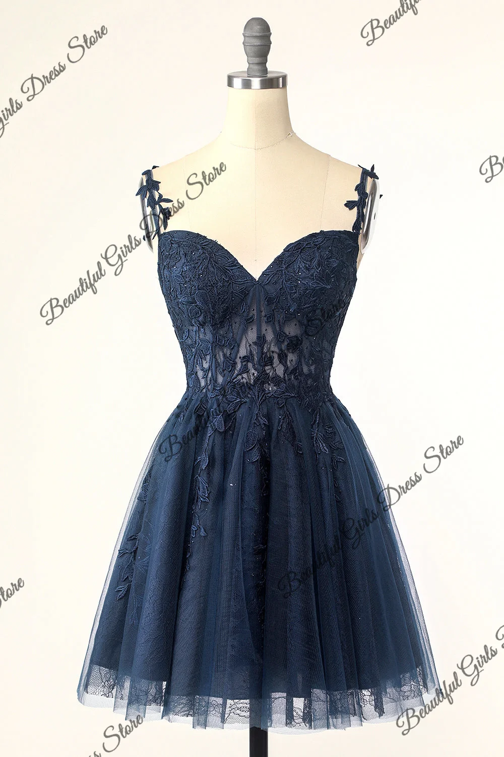 Spaghetti Straps Sweetheart Homecoming Dresses Lace Appliques Sheer Corset Prom Gowns A-line Short Sleeveless Cocktail Gowns