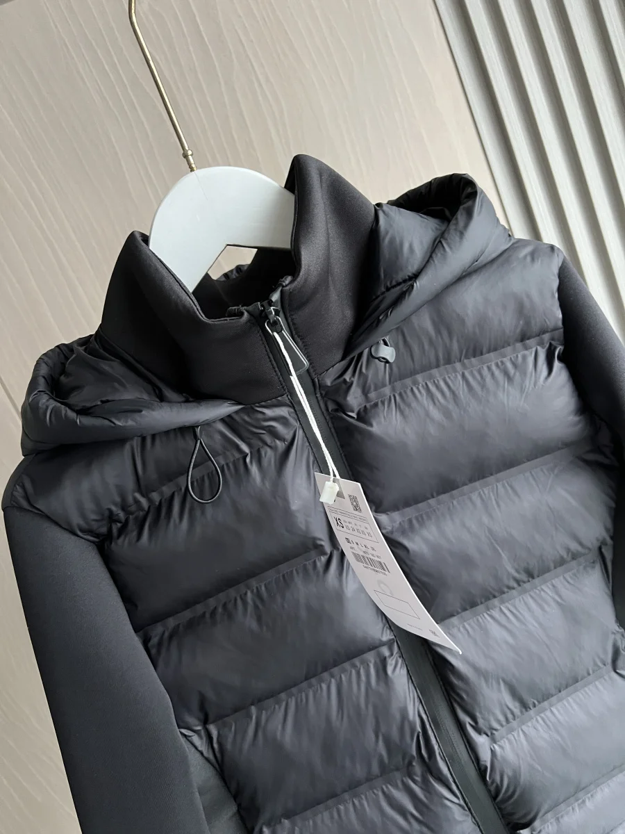 2025 Winter New Arrival  Women's Lightweight Warm Down Jacket with Long Sleeves and Zippered Hooded Sports Coat