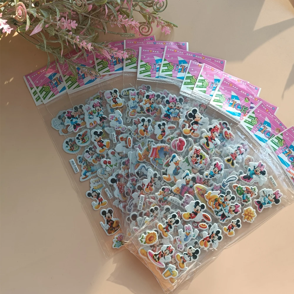 Zootopia Disney Stitch Series Adesivi 3D Cancelleria anime Notebook per bambini Adesivi in cristallo Giocattoli decorativi per bambini