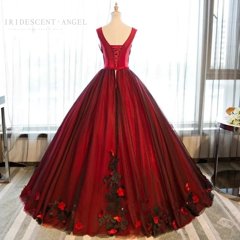 Iridescent Red Lace Up Ball Gown 15 Year Old Quinceanera Dresses Sweetheart Sexy With Black Tulle 3D Flower Brithday Prom Party