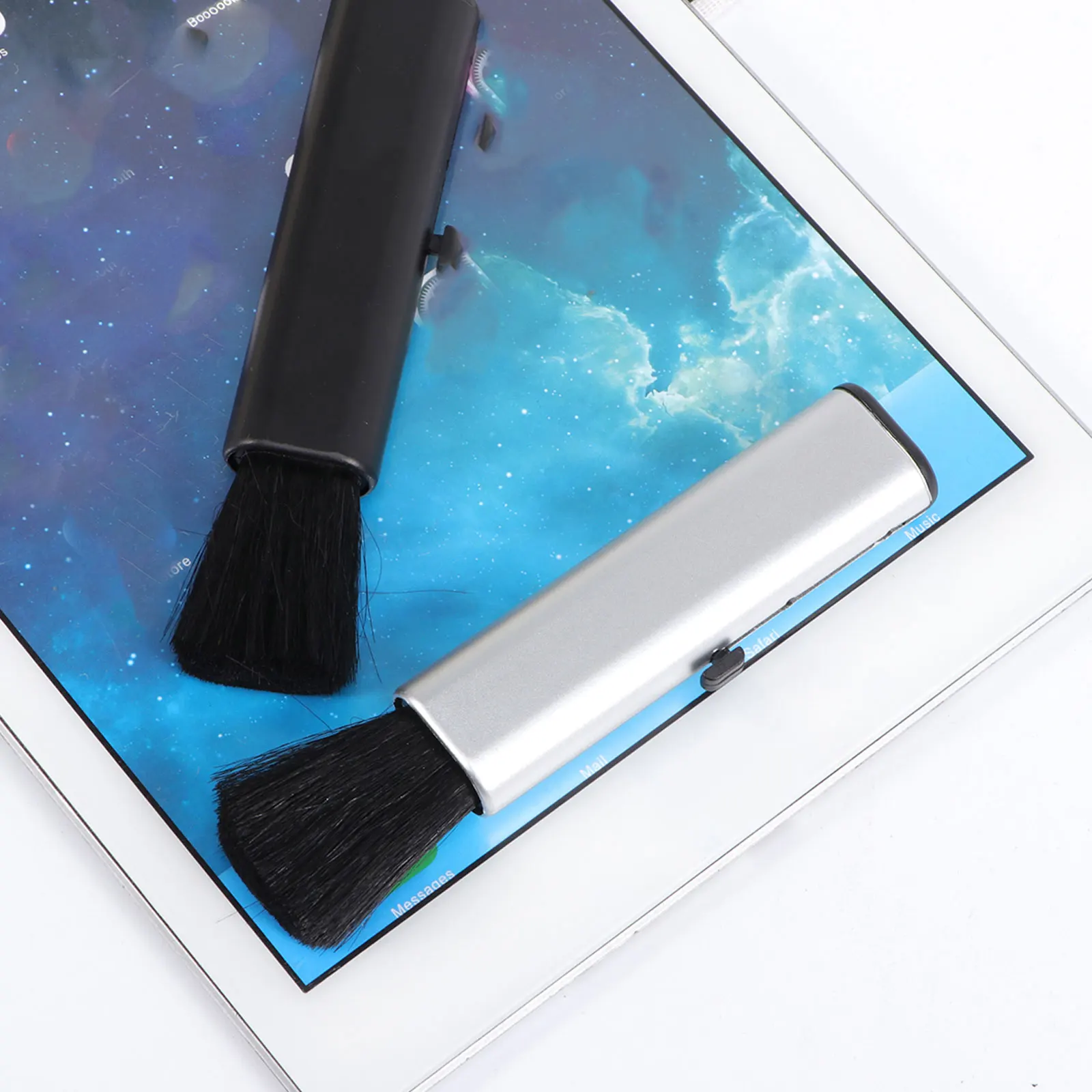 

2pcs Cleaning for Keyboard Computer Electronic Remove Dust Household Lab Dry Teaching Tool Computer Cleaning Brush Equipment