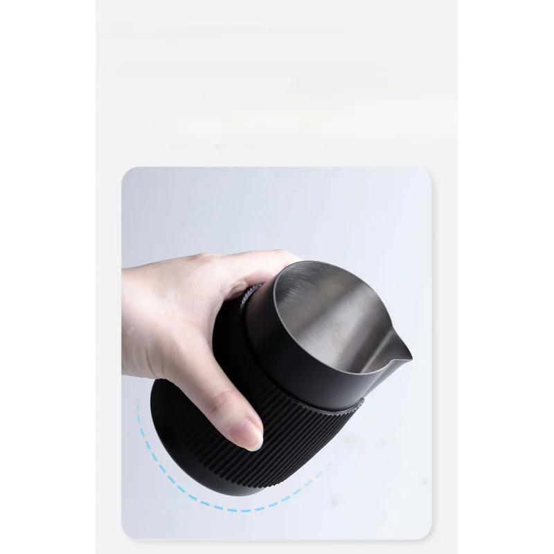 For Solid color milk foam cup 420ml, with scale, pointed spout, beveled mouth, stainless steel