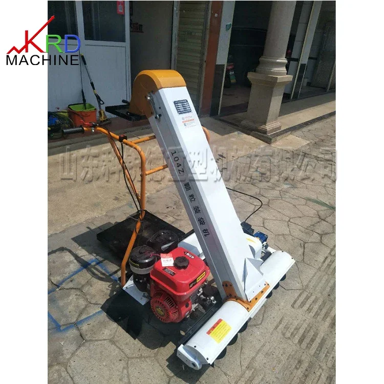 Petrol Grain Collecting and Bagging Machine  Agricultural wheat suction grain machine  Self-propelled sunbathing grain collector